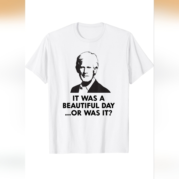 Gildan Tops - White Graphic Tee with 'It Was a Beautiful Day' Slogan. W-74